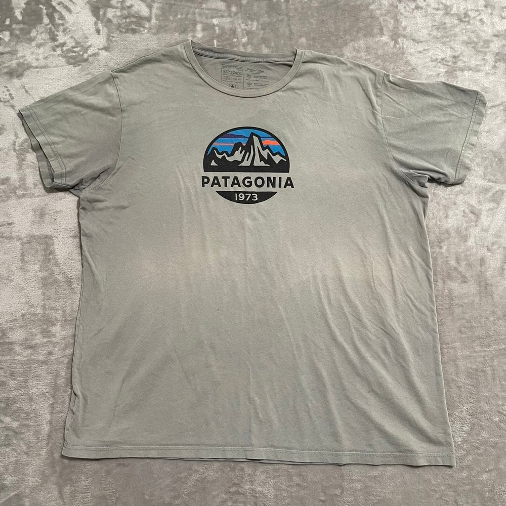 Patagonia Shirt Mens XXL Gray Logo Graphic‎ Slim Fit Short Sleeve Organic Cotton